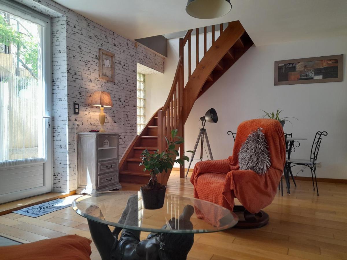 Maison De Village Avec Cour Interieure Et Terrasse Septfonds 外观 照片